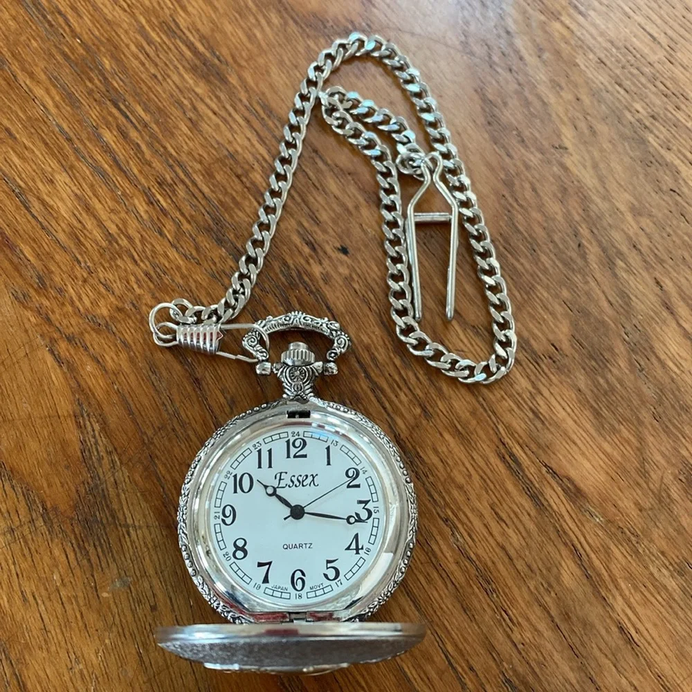 Essex Fish Pocketwatch - Picture 2 of 3